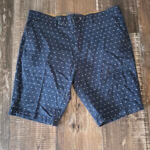 t-base Nautical Navy Blue Flat Front Shorts Men's size 36